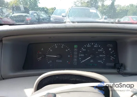 1998 Lincoln Mark Viii z USA, uszkodzony, nr VIN 1LNFM91V3WY677093